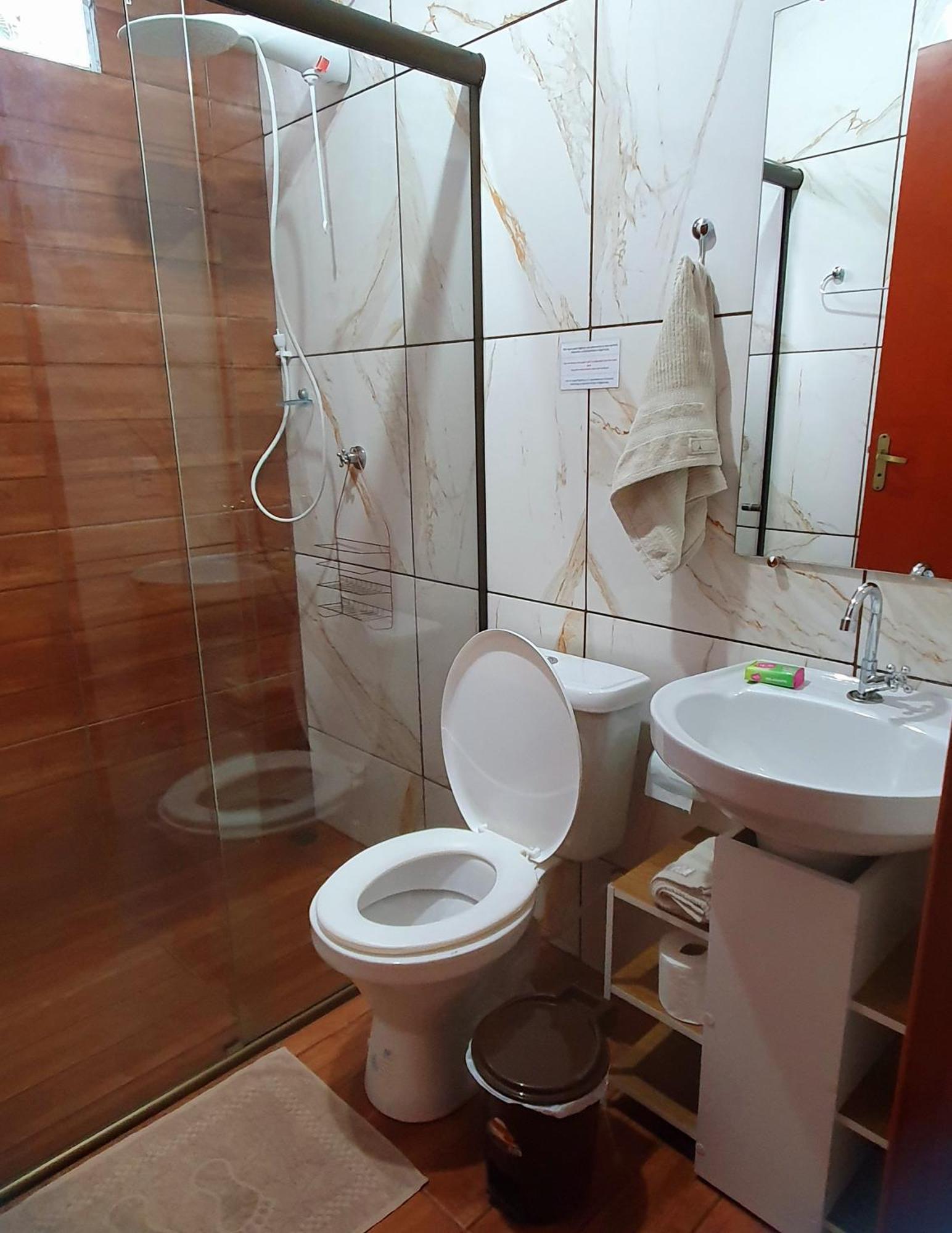 Proximo A Av Das Cataratas - Ar Condicionado - Estacionamento Privado Foz do Iguaçu Buitenkant foto